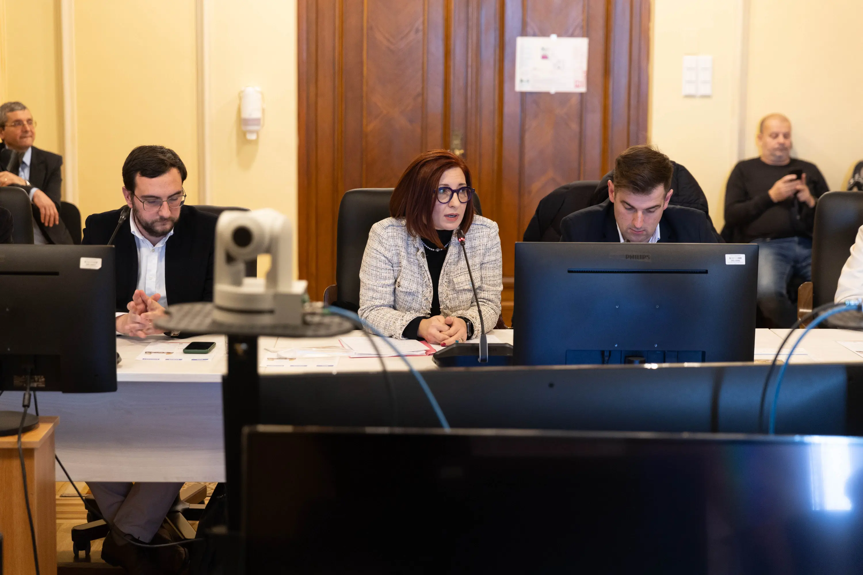 PArlament 5